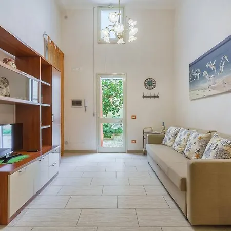 Apartamento Bilocale In Giardino Casa Santa (Trapani)